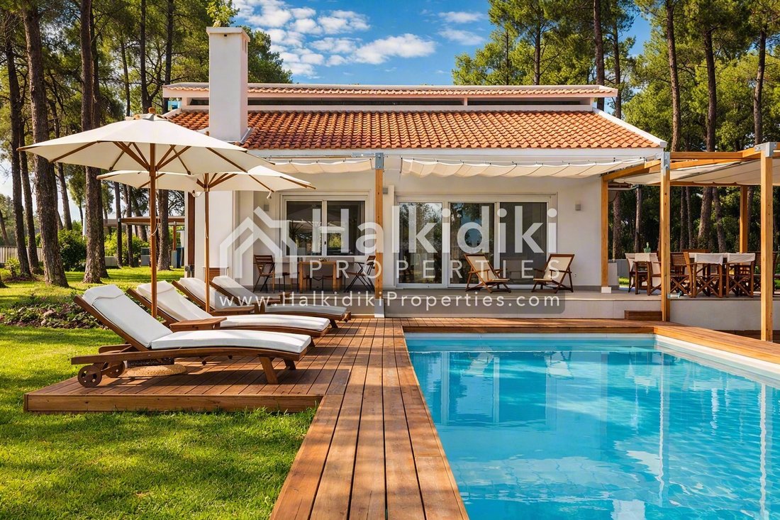 Villa in Kassandra, Macedonia and Thrace, Greece 1 - 11865055