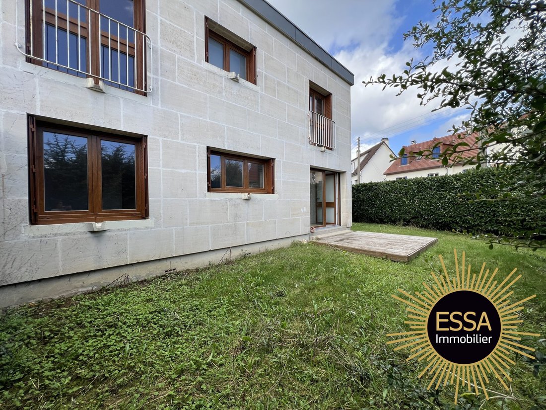 House in Le Chesnay, Le Chesnay-Rocquencourt, France 1 - 16332598
