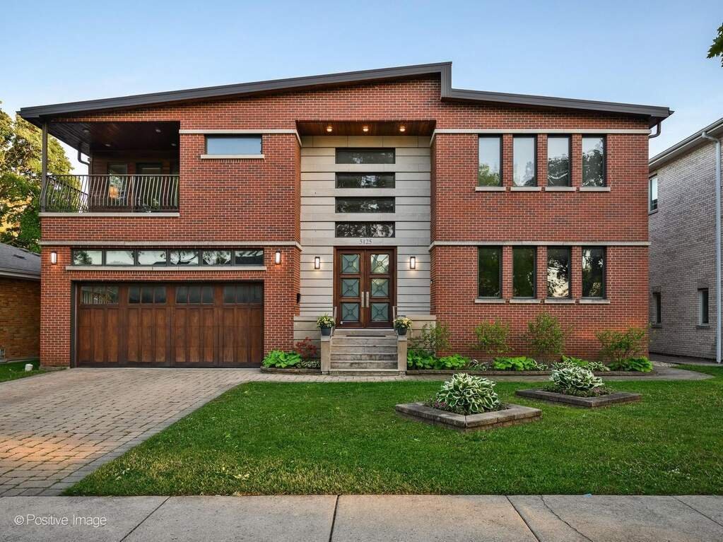 House in Skokie, Illinois, United States 2 - 18276391
