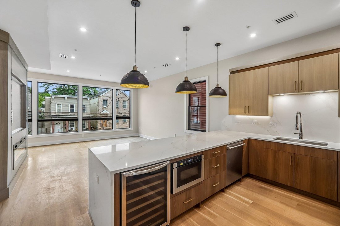 Condo in Jersey City, New Jersey, United States 4 - 18276086