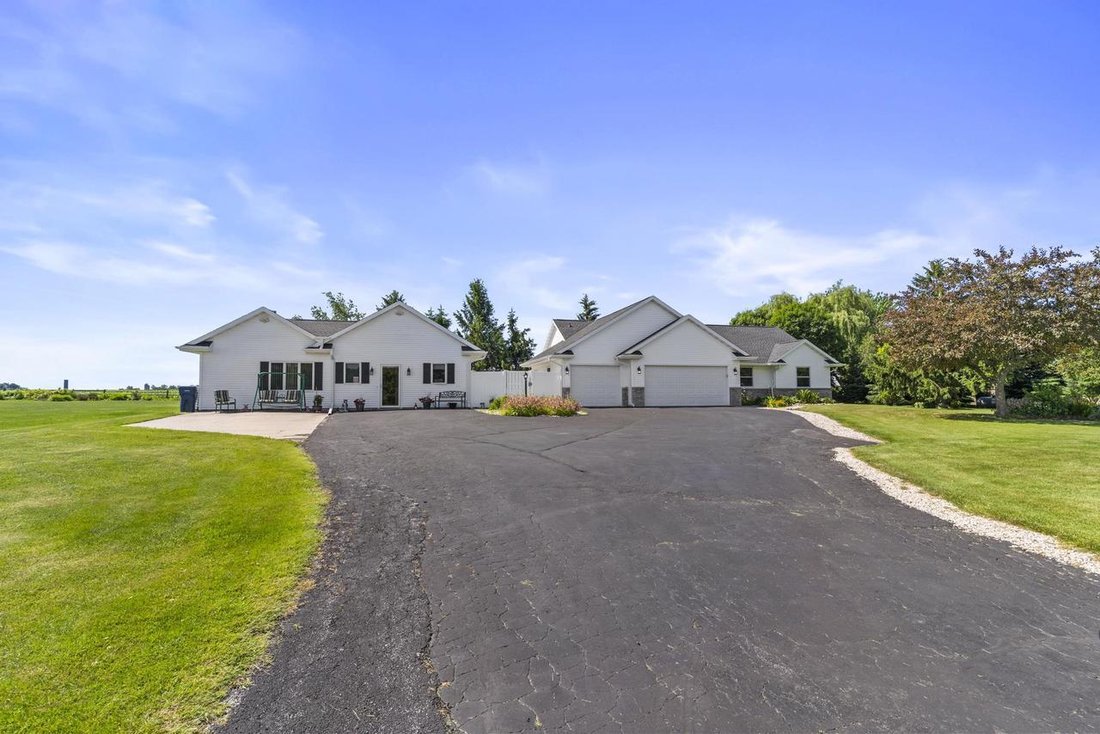 House in Hortonville, Wisconsin, United States 1 - 18273737