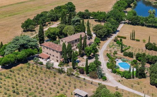 House in Ampus, Provence-Alpes-Côte d'Azur, France 1