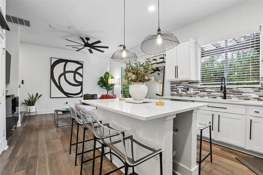 Condo in Austin, Texas, United States 3 - 18274368