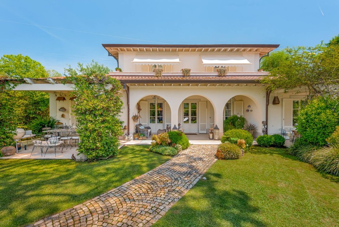 Villa a Caranna-Vaiana, Forte dei Marmi, Toscana 1 - 18276141