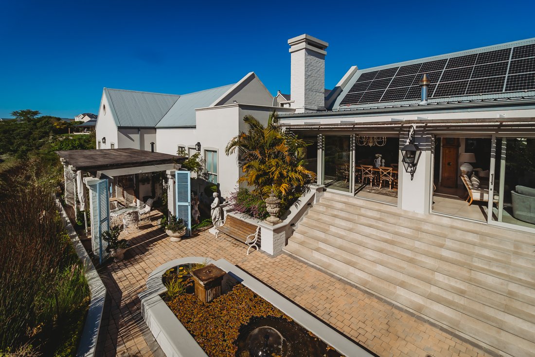 House in George, Western Cape, South Africa 3 - 18272192