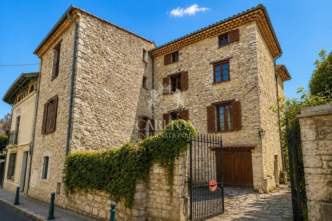 House in Quartiers Est les Salettes-Les Campons, La Colle-sur-Loup, France 2 - 18048909