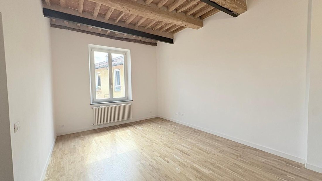 Apartment in Historic Center, Lucca, Tuscany 3 - 18270328