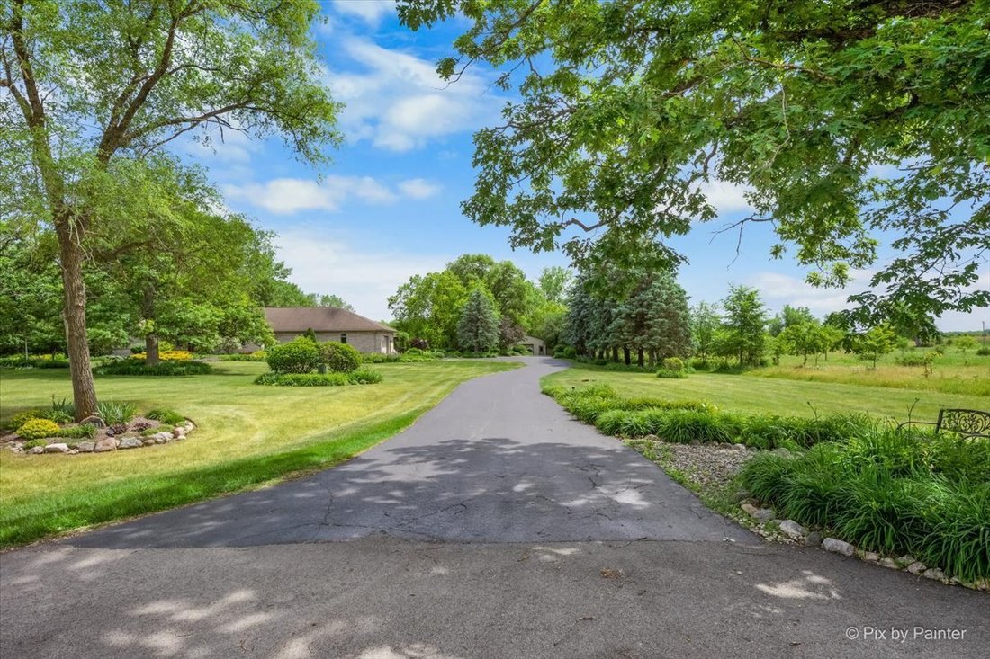 House in Marengo, Illinois, United States 3 - 18273917