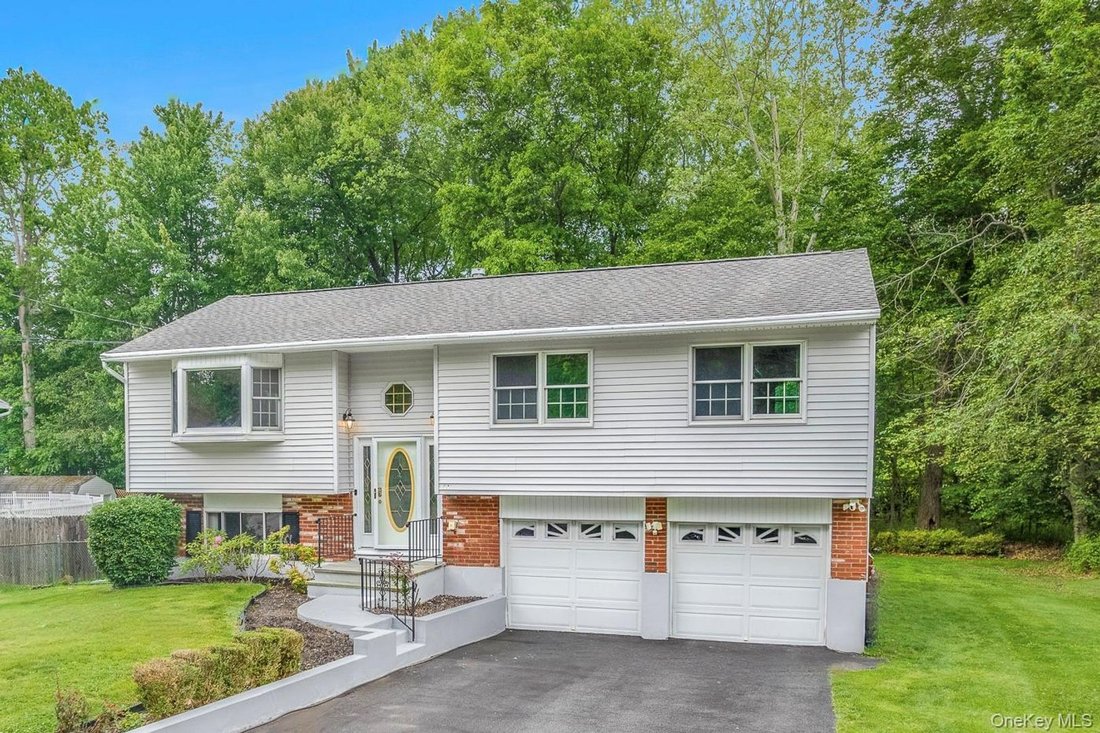 House in Spackenkill, New York, United States 1 - 18087324