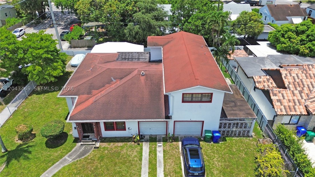 House in Miami, Florida, United States 3 - 18273710