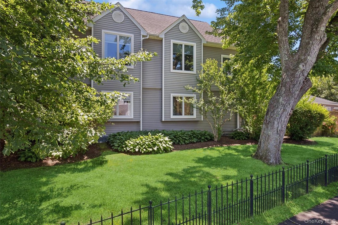 House in Centerport, New York, United States 4 - 18276221