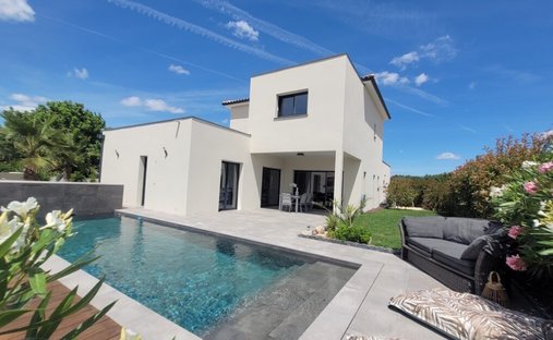 House in Saint-Geniès-de-Fontedit, Occitania, France 1