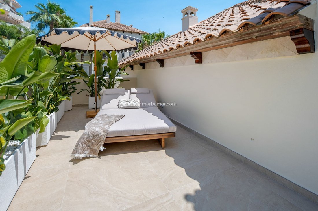 Apartment in Puerto Banus, Marbella, Spain 4 - 18273260