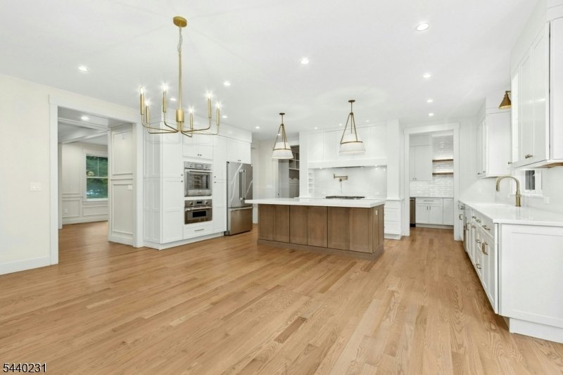 House in Berkeley Heights, New Jersey, United States 4 - 18276310