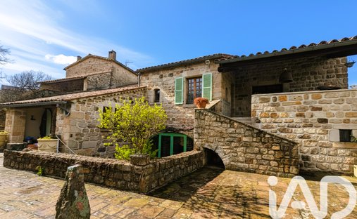 House in Payzac, Auvergne-Rhône-Alpes, France 1