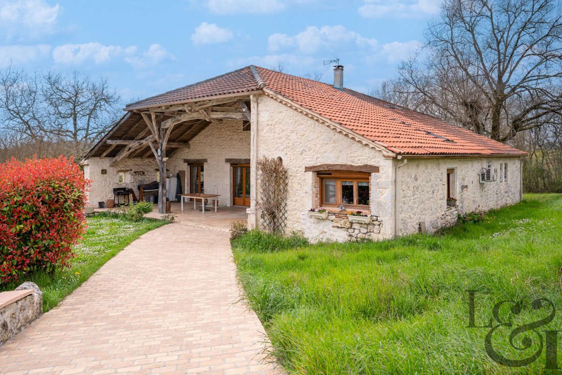 Villa a Hautefage-la-Tour, Nuova Aquitania, Francia 3 - 18272151