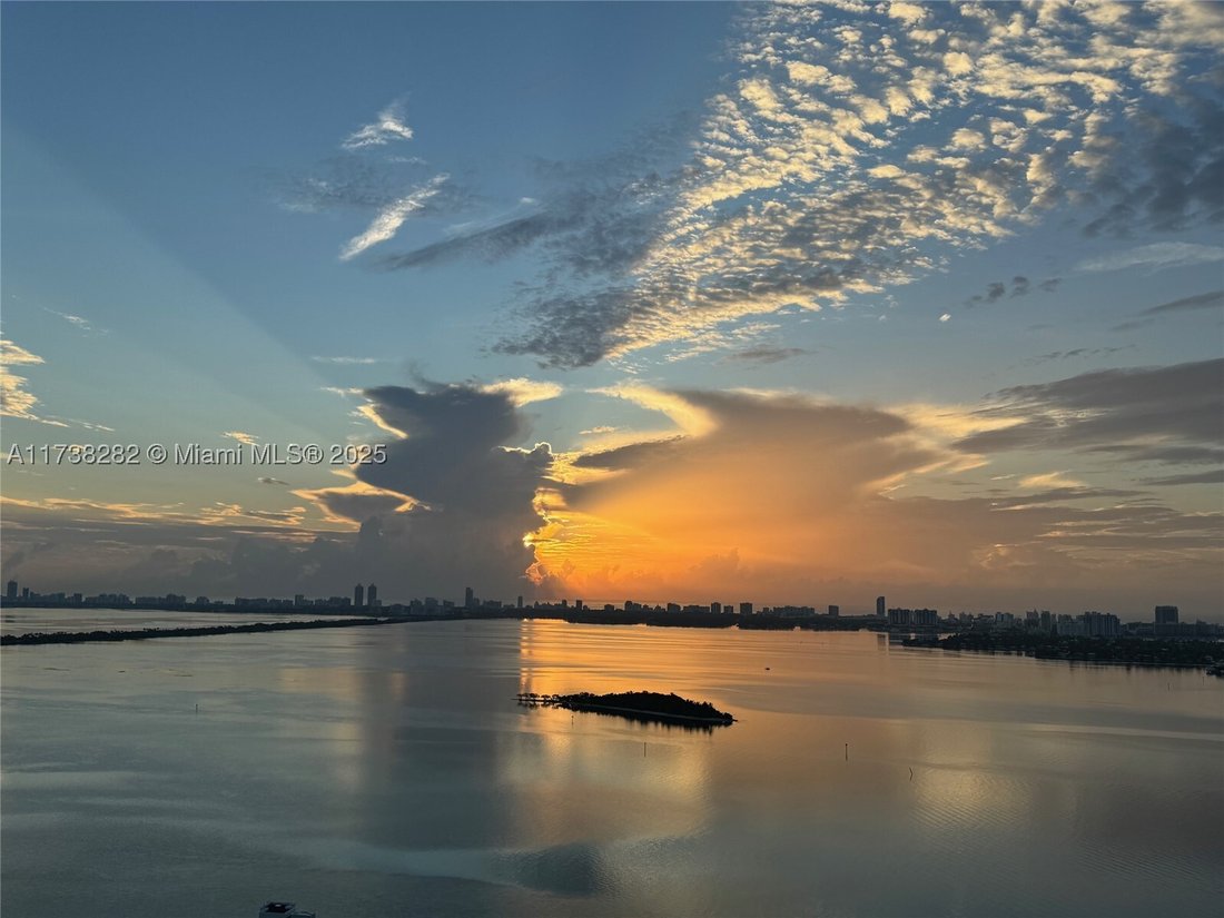 Condo in Miami, Florida, United States 4 - 18193523
