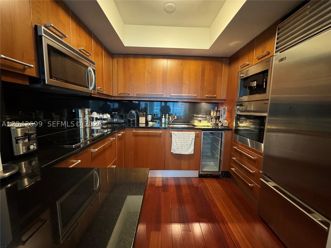 Condo in Miami, Florida, United States 5 - 18270380