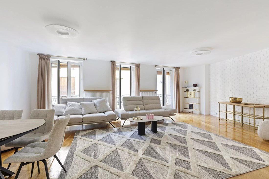Apartment in Monnaie, Paris 6e Arrondissement, Paris 1 - 18271902