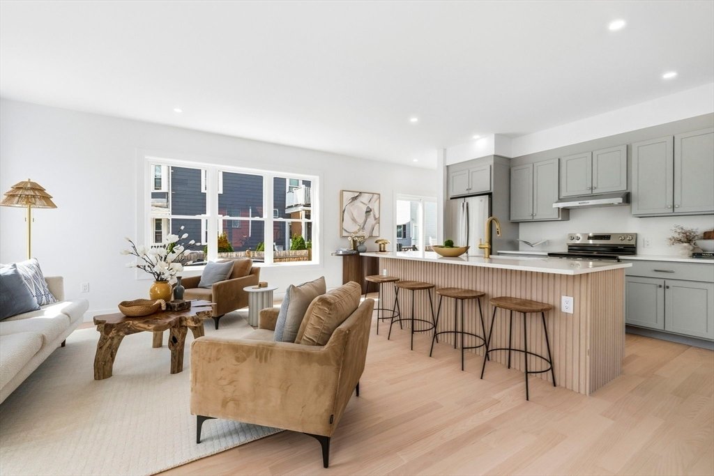 Condo in Nahant, Massachusetts, United States 3 - 18271723