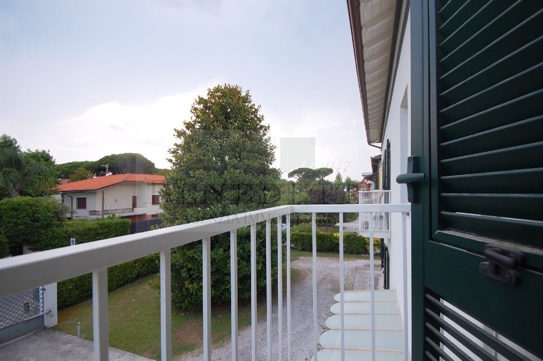 Apartment in Camaiore, Tuscany, Italy 2 - 18270341