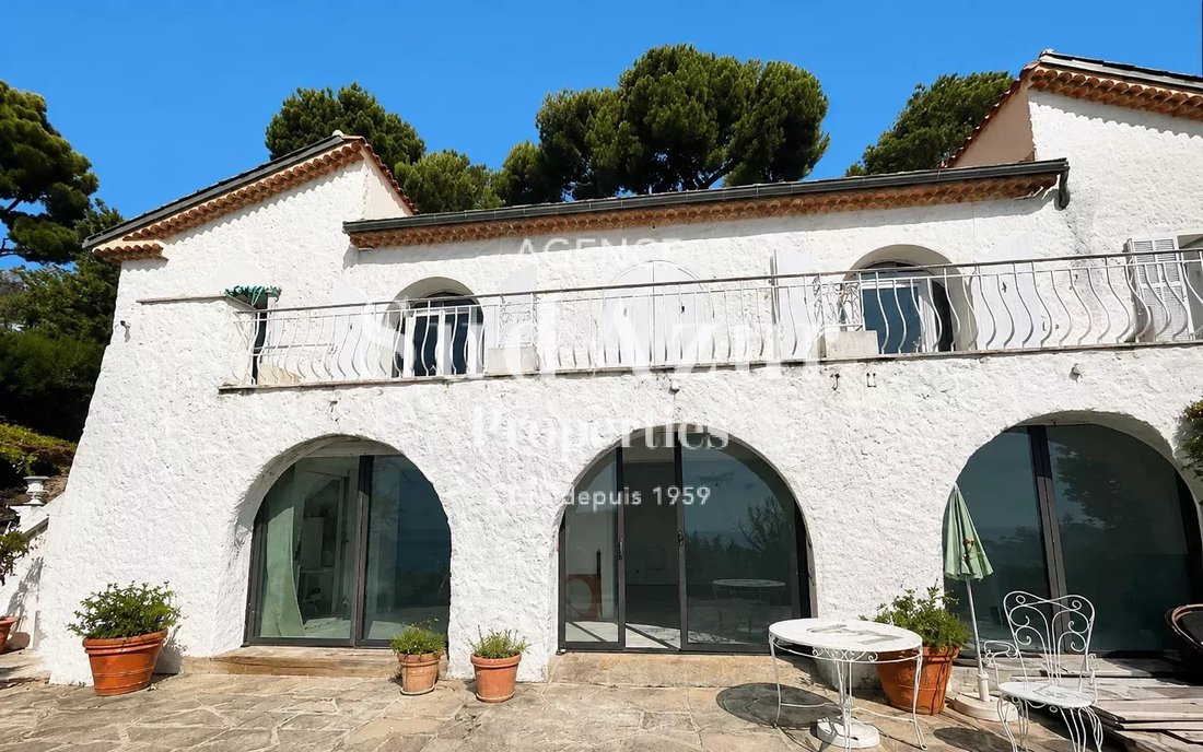 House in Èze, Provence-Alpes-Côte d'Azur, France 2 - 14478360