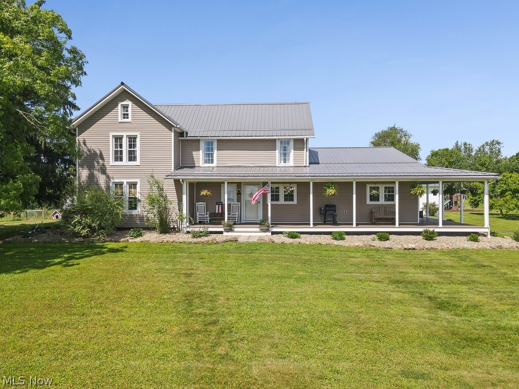 House in East Rochester, Ohio, United States 1 - 18273471
