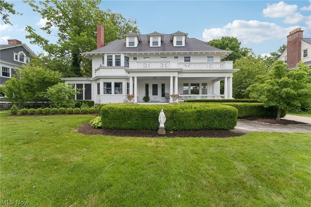 House in Lakewood, Ohio, United States 1 - 18276554