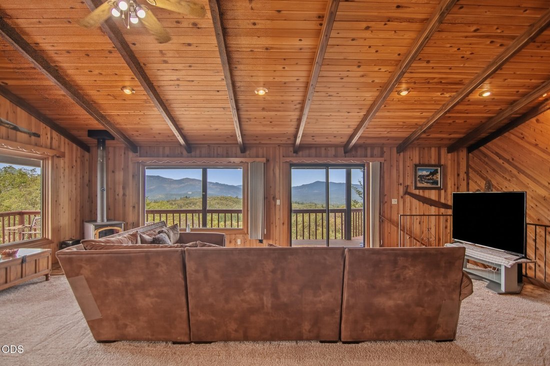 House in Grants Pass, Oregon, United States 2 - 18270655