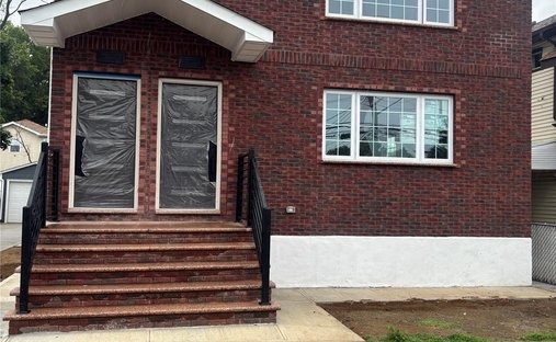House in New York, New York, United States 1