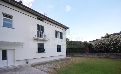Apartamento en Pietrasanta, Toscana, Italia 1