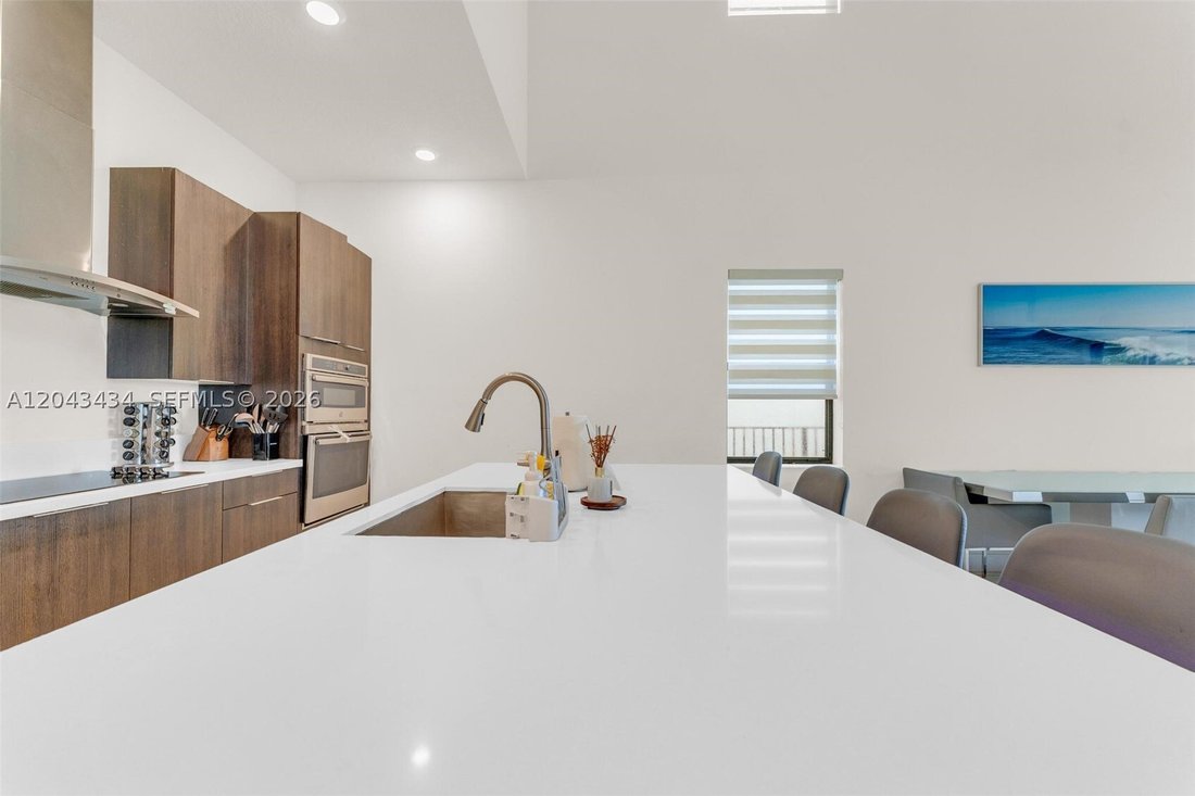 House in Hialeah, Florida, United States 5 - 18273785