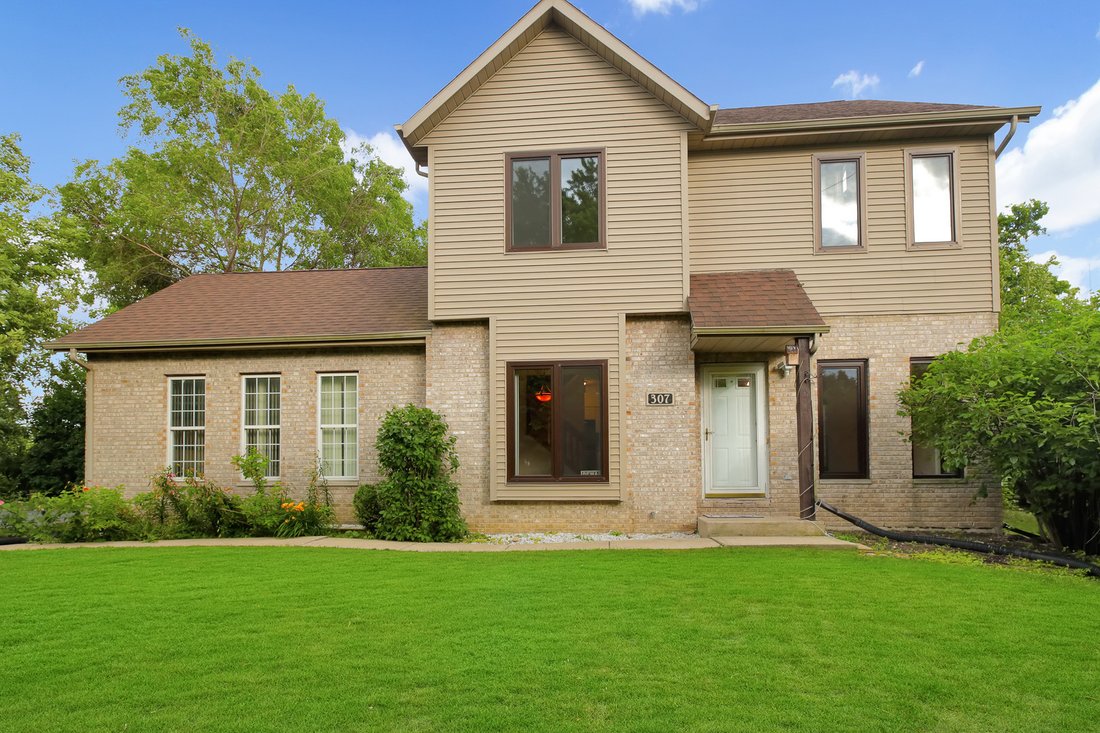 House in Willow Springs, Illinois, United States 2 - 18270667
