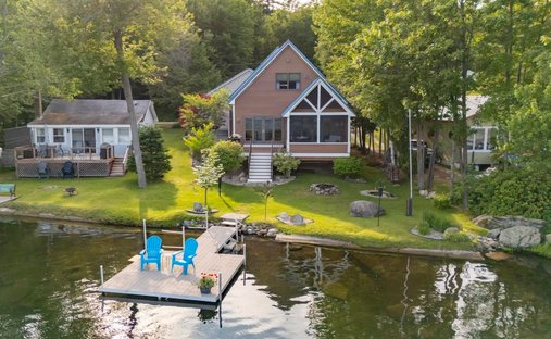 House in Goshen, New Hampshire, United States 1