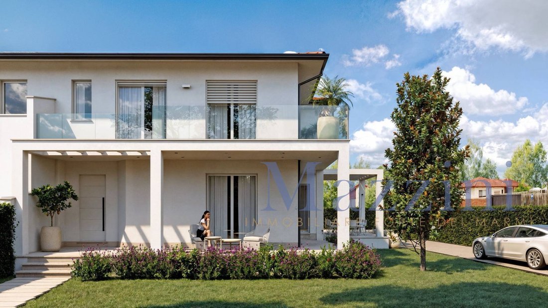 House in Center, Forte dei Marmi, Tuscany 2 - 18276118