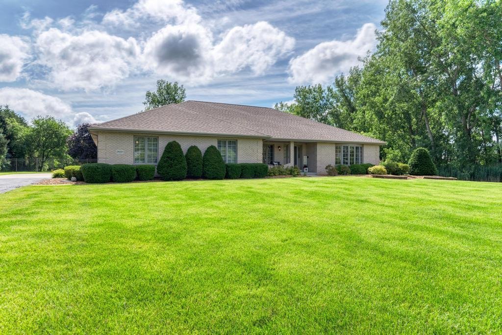 House in Peotone, Illinois, United States 3 - 18270090
