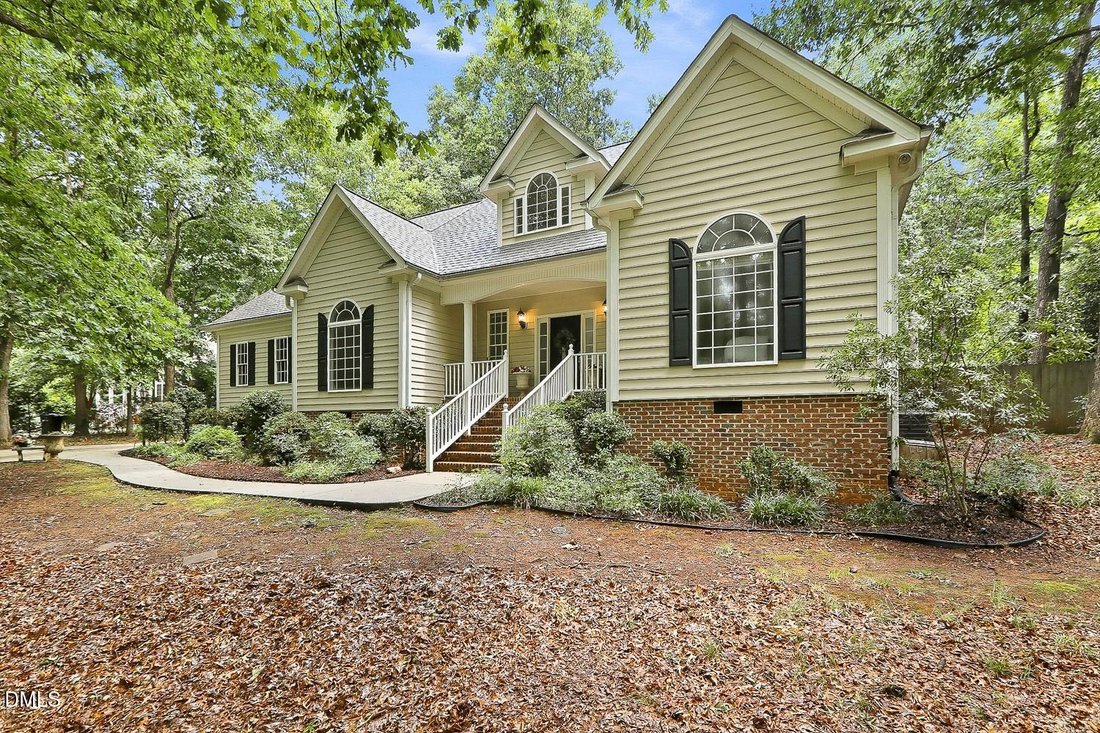 House in Holly Springs, North Carolina, United States 3 - 18270421