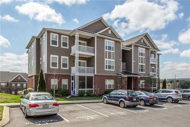 Nashville, Tennessee, United States 1 - 18271247