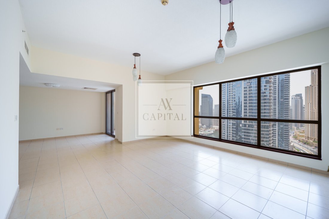 Apartment in Wadi Al Safa 5, Wadi Al Safa, Dubai 2 - 18054794