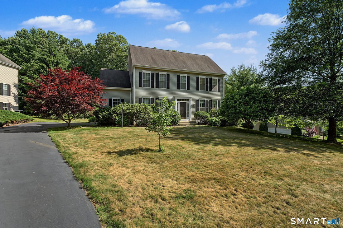 House in Avon, Connecticut, United States 2 - 18271875