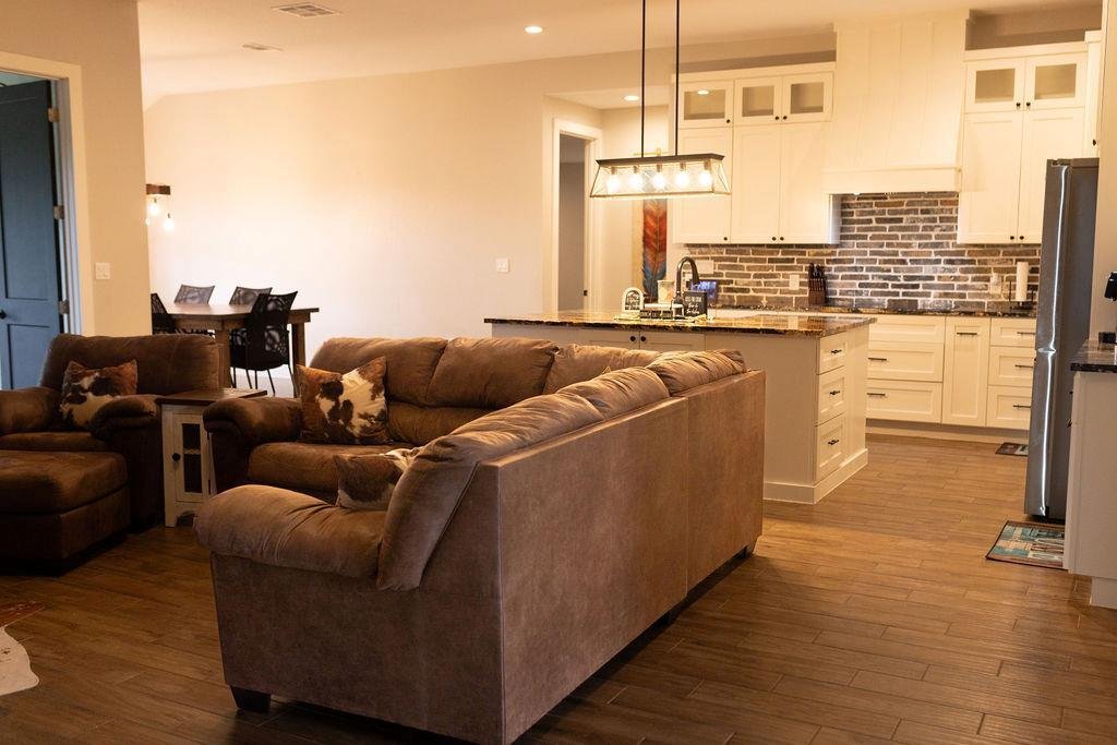 House in Gonzales, Texas, United States 4 - 18274365