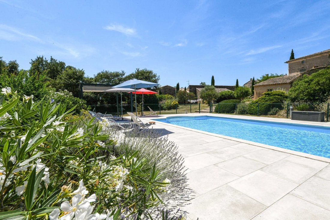 Estate in Uzès, Occitania, France 2 - 17896989