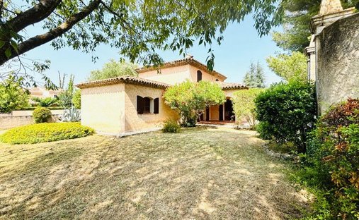 House in Granettes-Jauberte-Sainte Anne, Aix-en-Provence, France 1