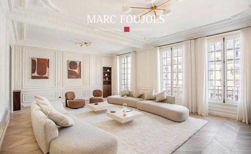 Apartment in Porte Dauphine, Paris 16e Arrondissement, Paris 1
