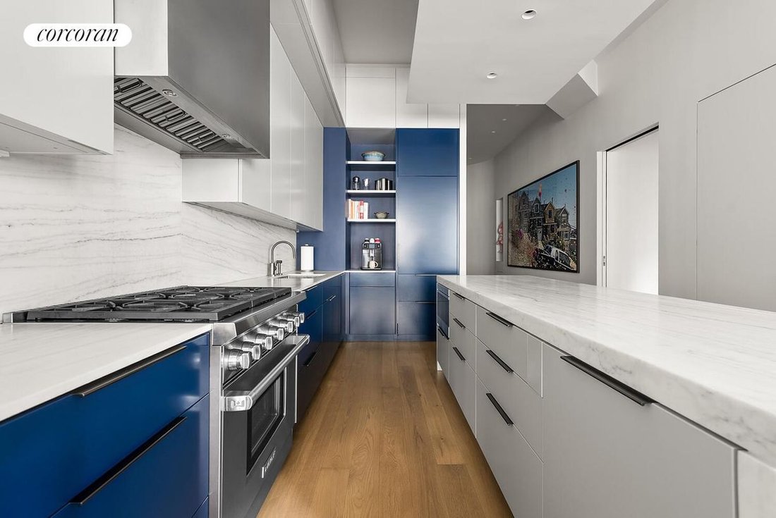 Co Op in New York, New York, United States 5 - 18272709