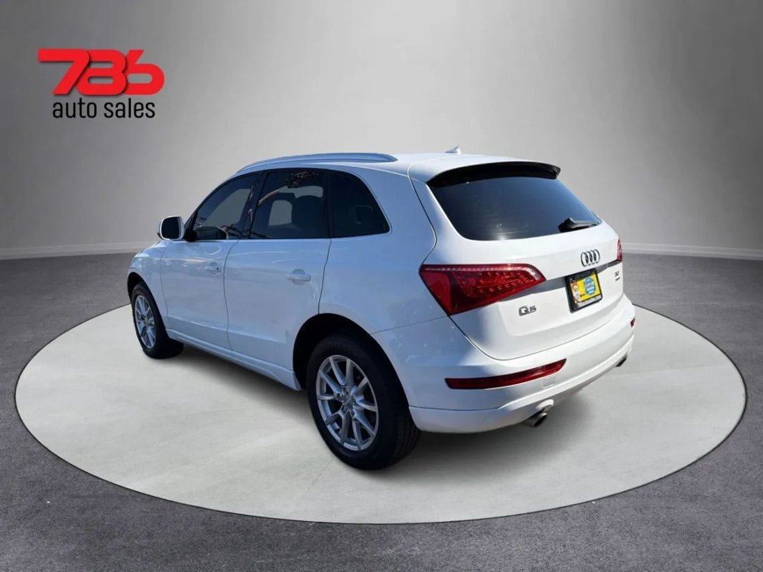 Suv in Fresno, CA, United States 5 - 18272279