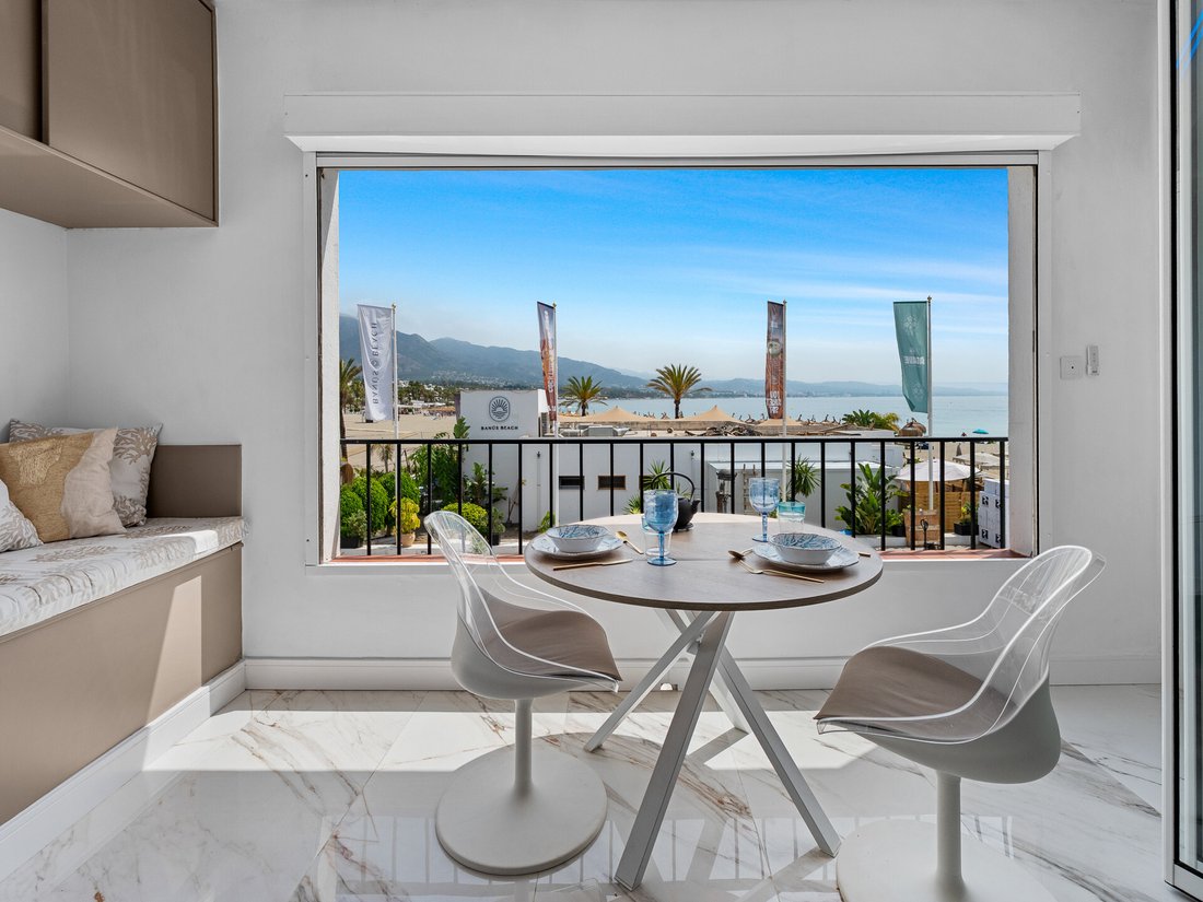 Apartment in Puerto Banus, Marbella, Spain 3 - 18275008