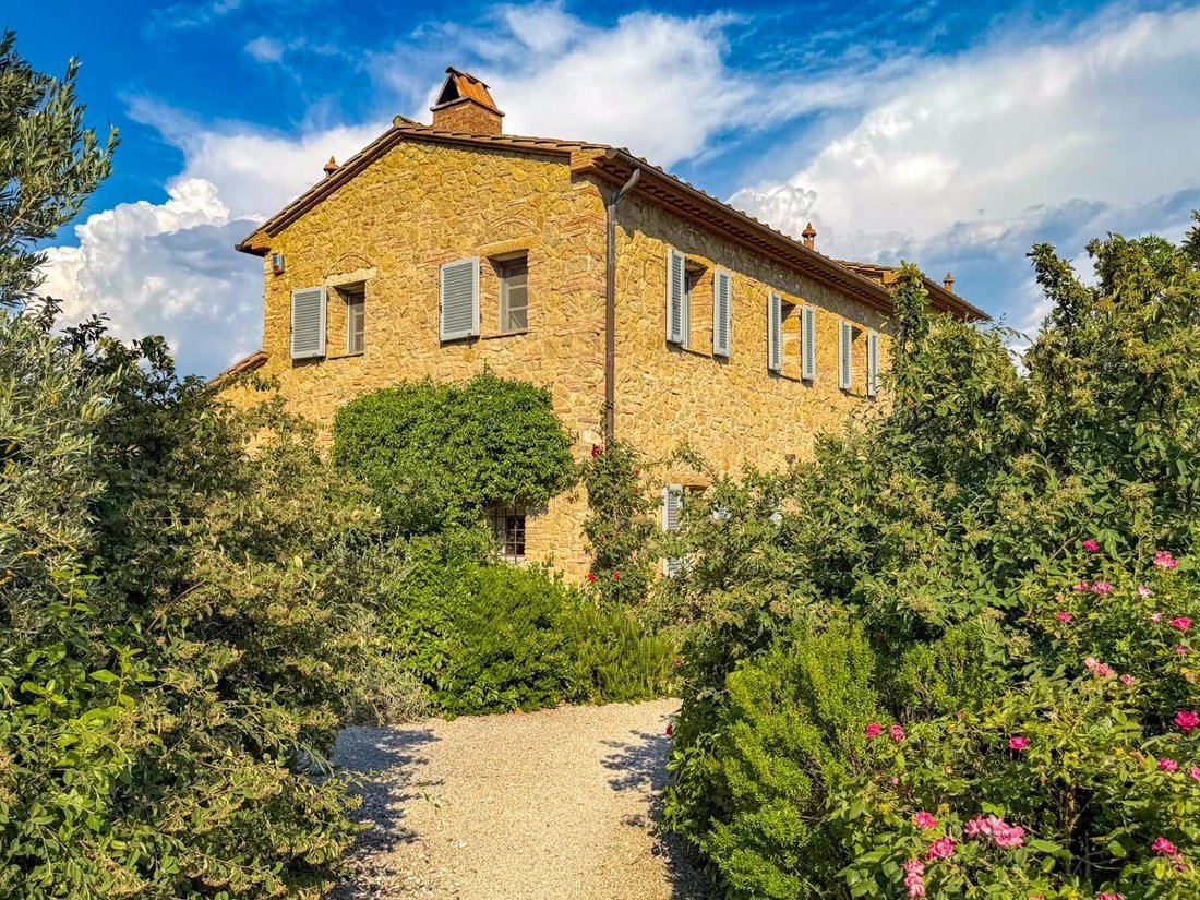 House in San Martino in Strada, Lombardy, Italy 2 - 18270683