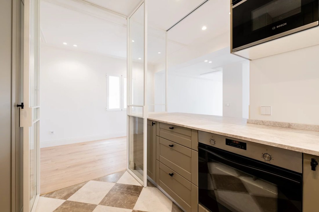 Apartment in Retiro, Madrid, Spain 5 - 18272049