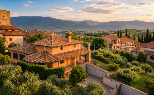 Villa in Castel Ritaldi, Umbria, Italy 1